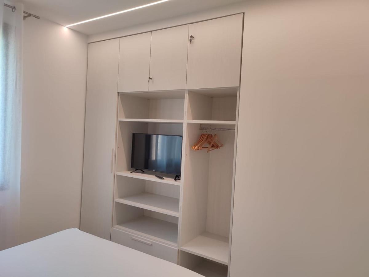 Al Ponte Design Apartment 코넬리아노 외부 사진